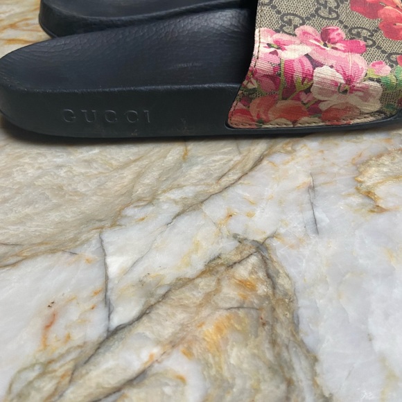 Gucci bloom slides size 7.5 - Picture 6 of 6